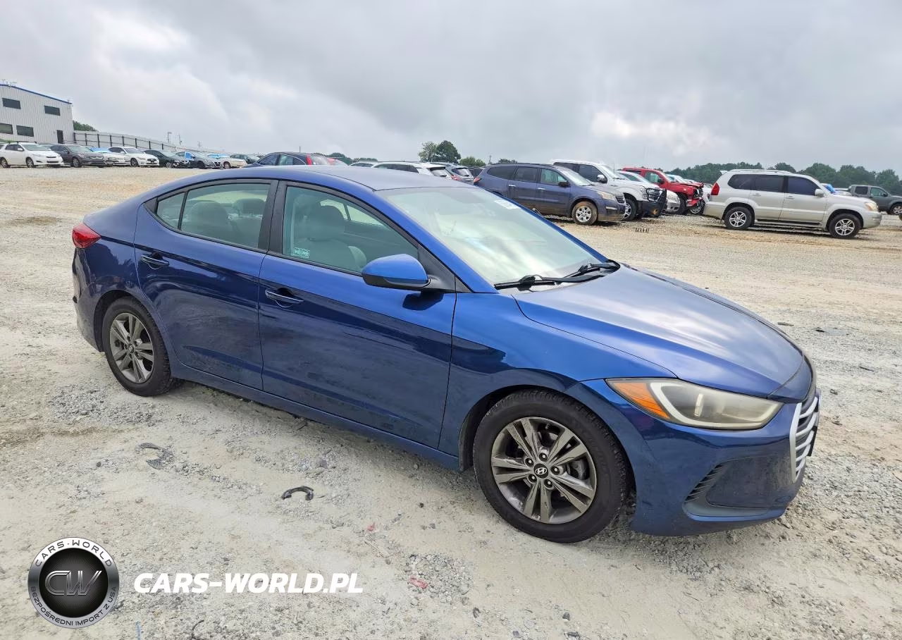 2017 Hyundai Elantra Se VIN:5NPD84LF6HH100992 - 4
