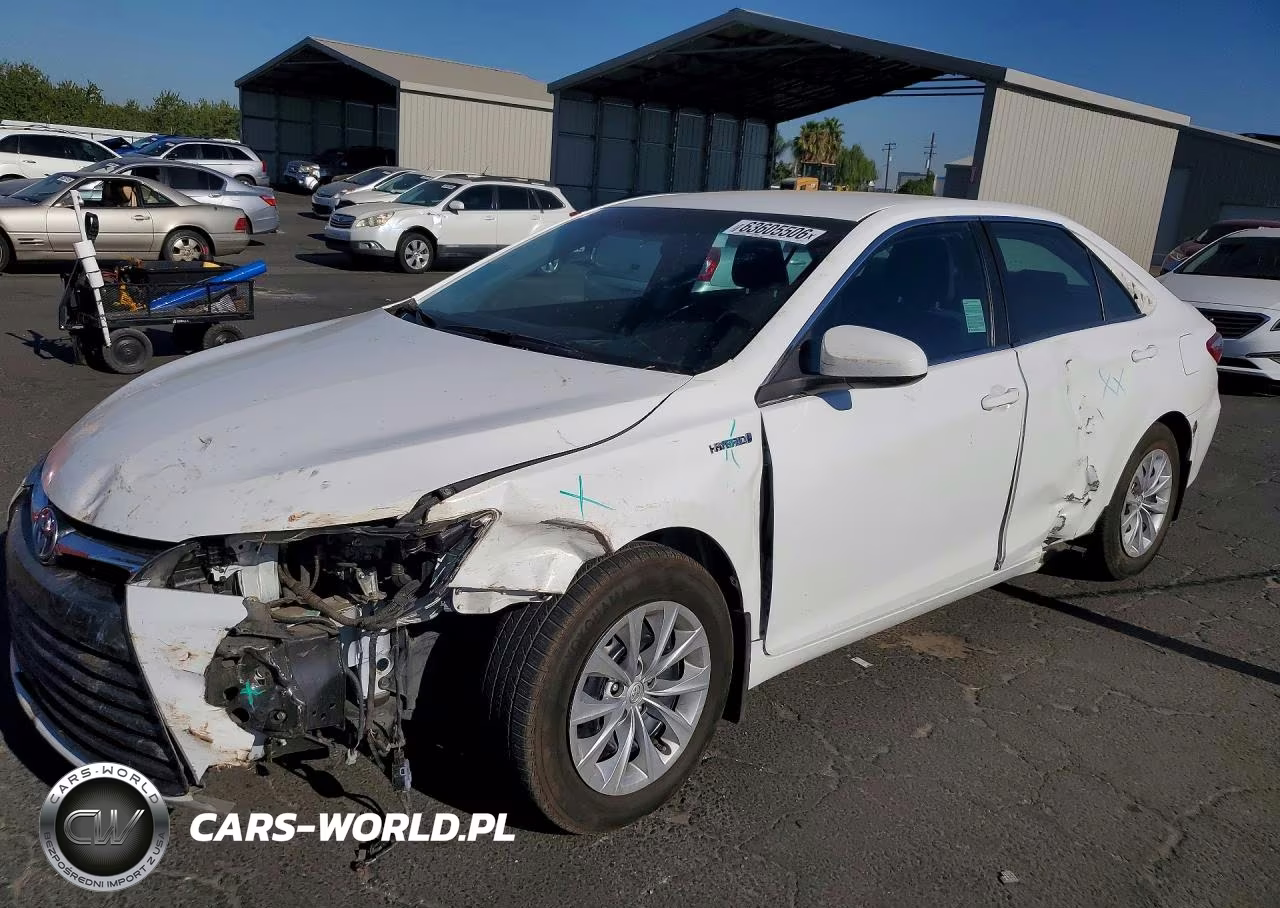 2017 Toyota Camry Hybrid Le – zdjęcie 1 z 13