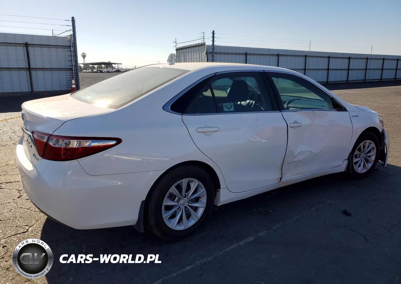 2017 Toyota Camry Hybrid Le VIN:4T1BD1FK6HU206631 - 3