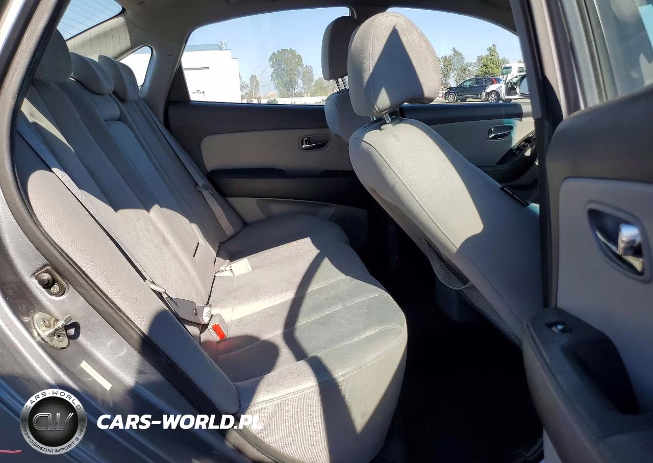 2010 Hyundai Elantra Gls VIN:KMHDU4AD7AU193347 - 10