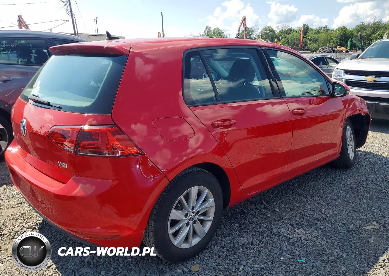 2015 Volkswagen Golf VIN:3VW217AU1FM008319 - 3