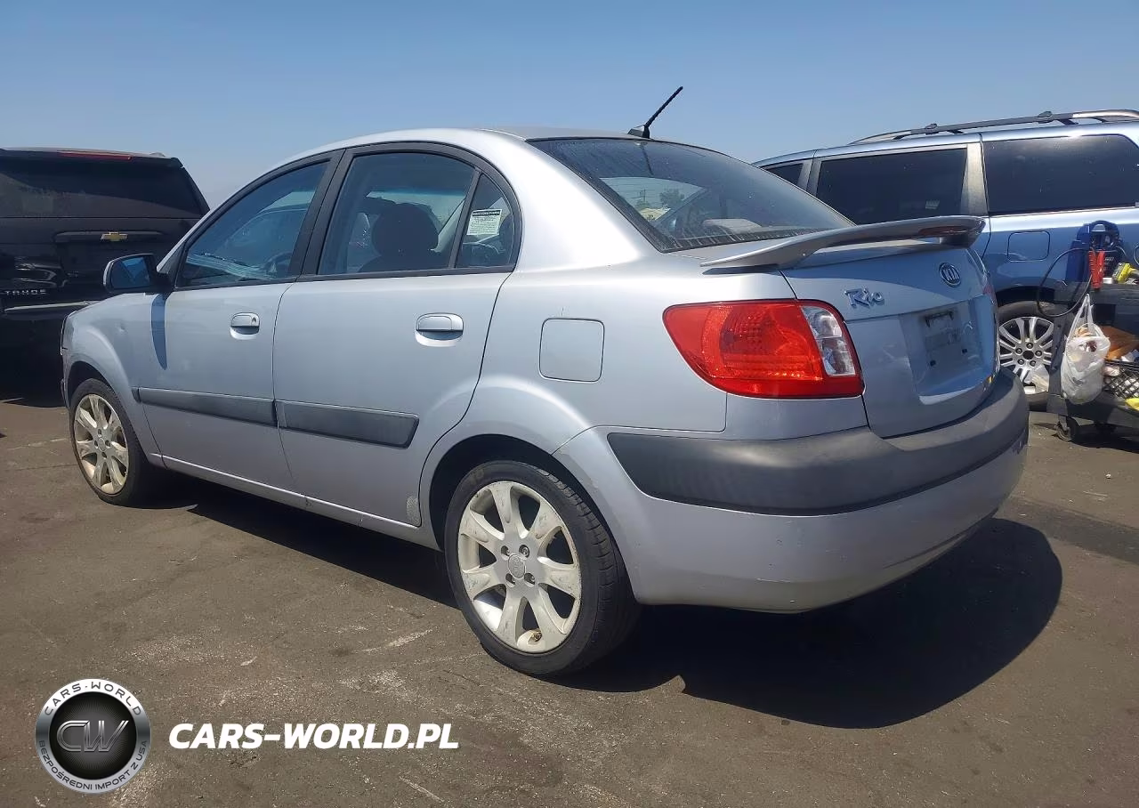 2008 Kia Rio Base VIN:KNADE123286429808 - 2