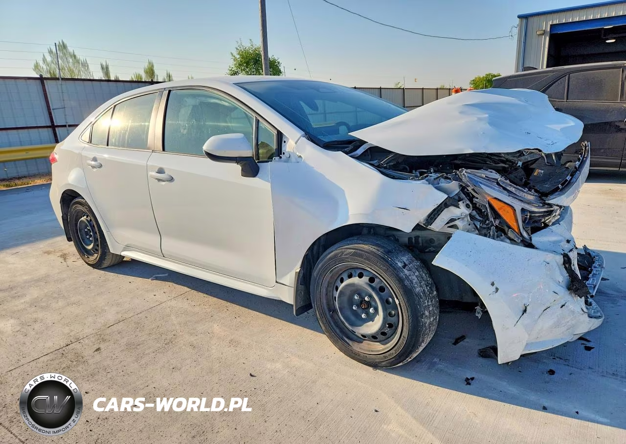 2024 Toyota Corolla Hybrid Le VIN:JTDBCMFE6R3068230 - 4