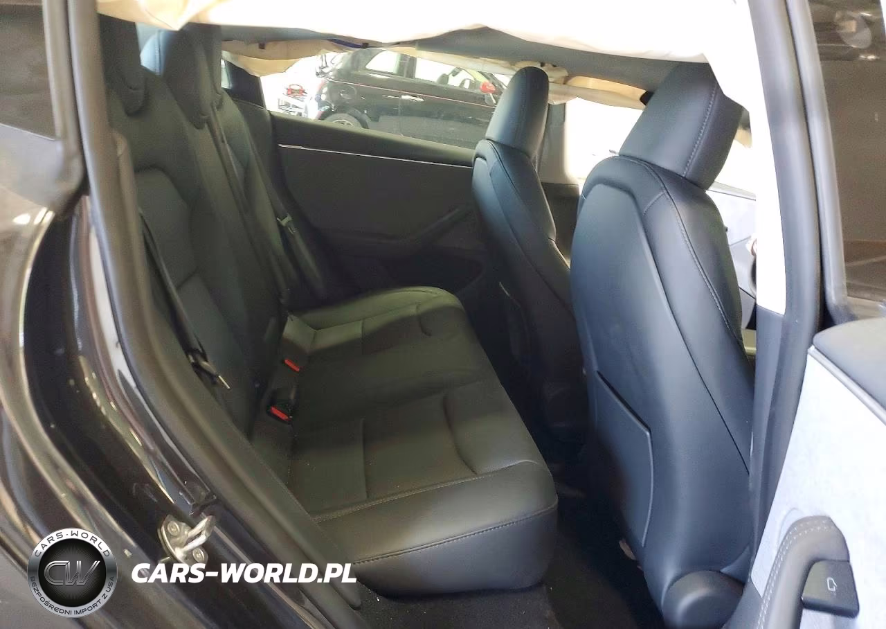 2025 Tesla Model 3 VIN:5YJ3E1EA8SF034410 - 10