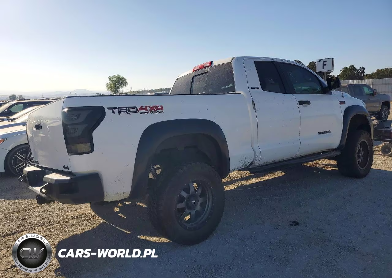 2010 Toyota Tundra Double Cab Limited VIN:5TFBY5F13AX137182 - 3