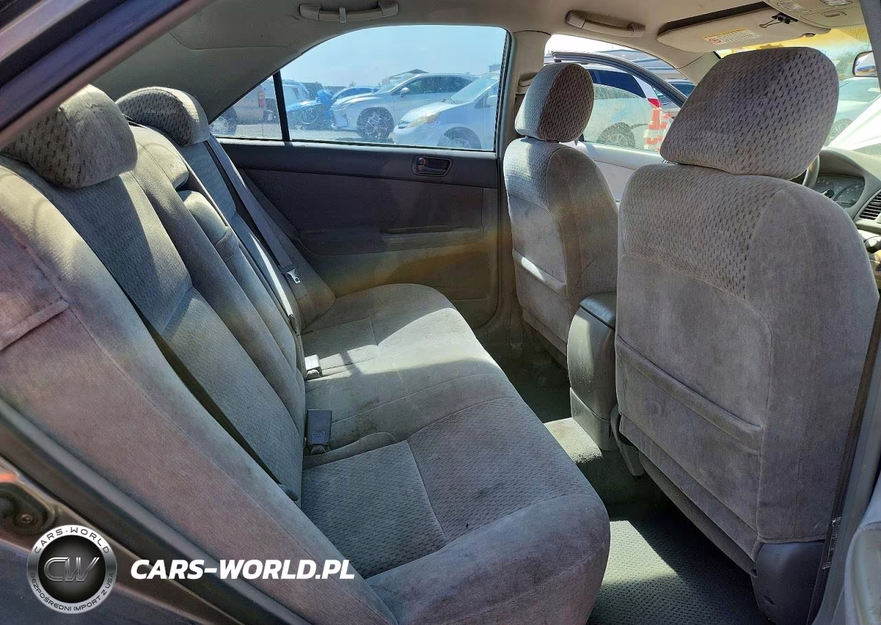 2003 Toyota Camry Le VIN:4T1BE32K73U191581 - 10