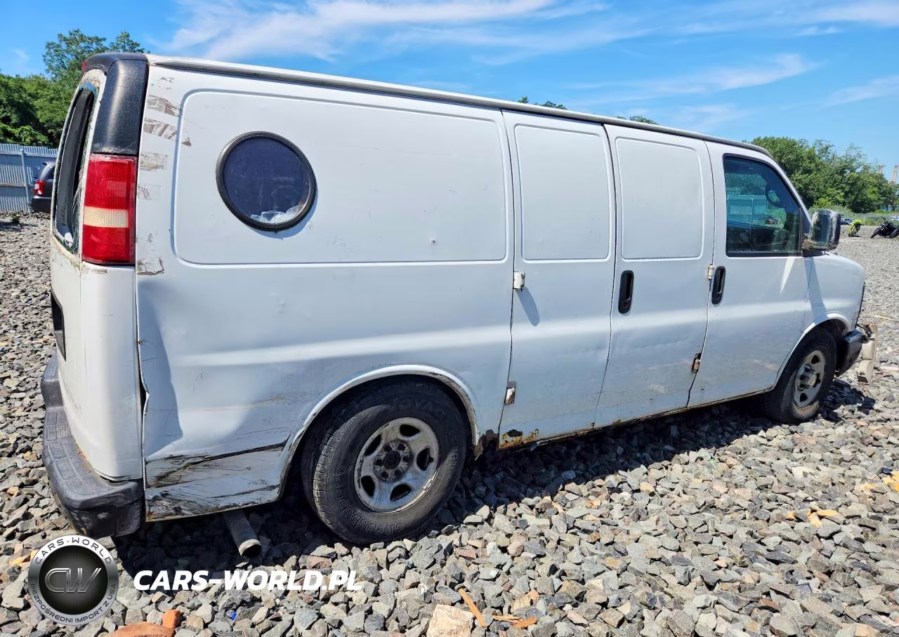 2005 Chevrolet Express G1500 VIN:1GCFG15X051146188 - 3