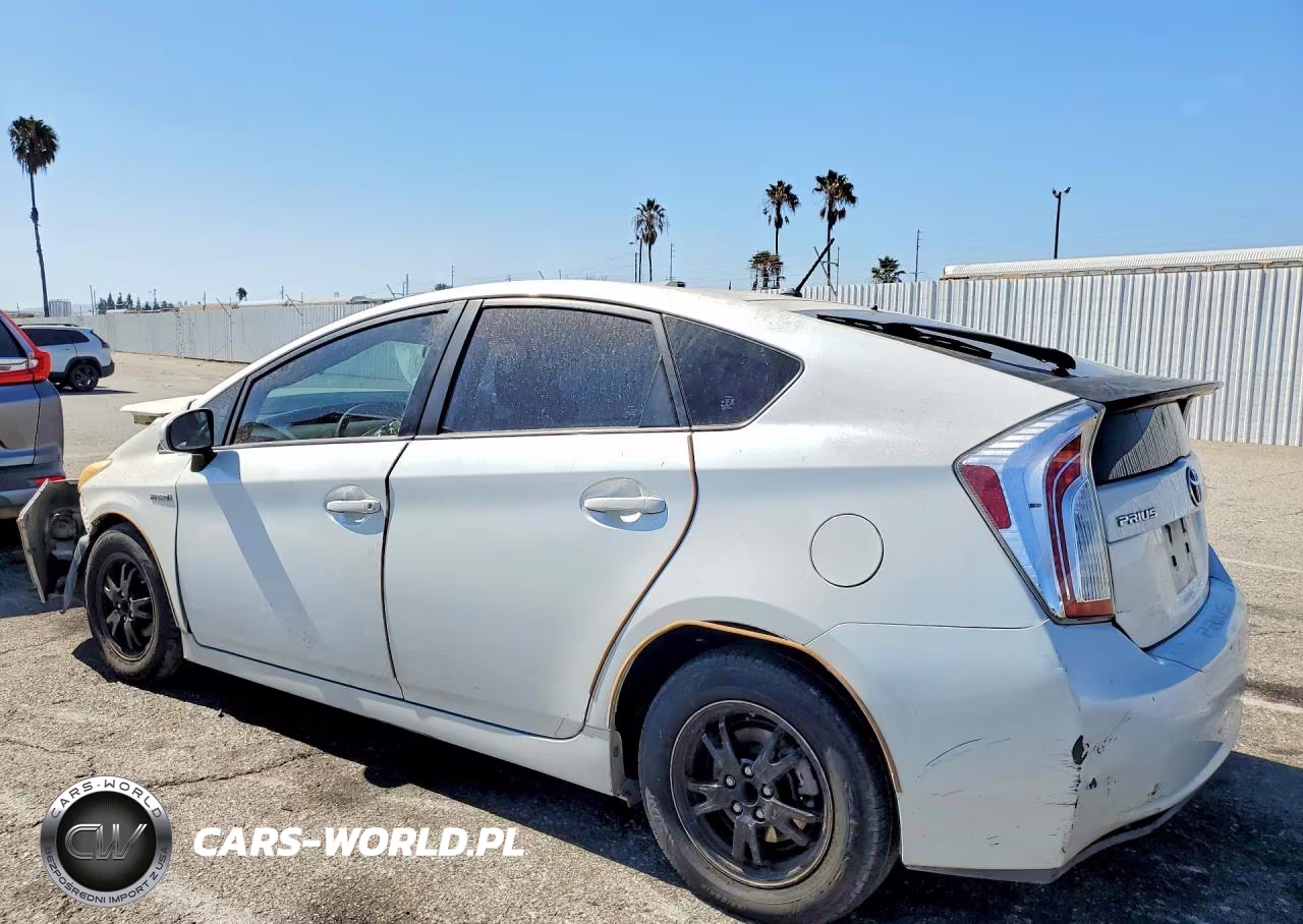 2013 Toyota Prius Two VIN:JTDKN3DU7D1731128 - 2