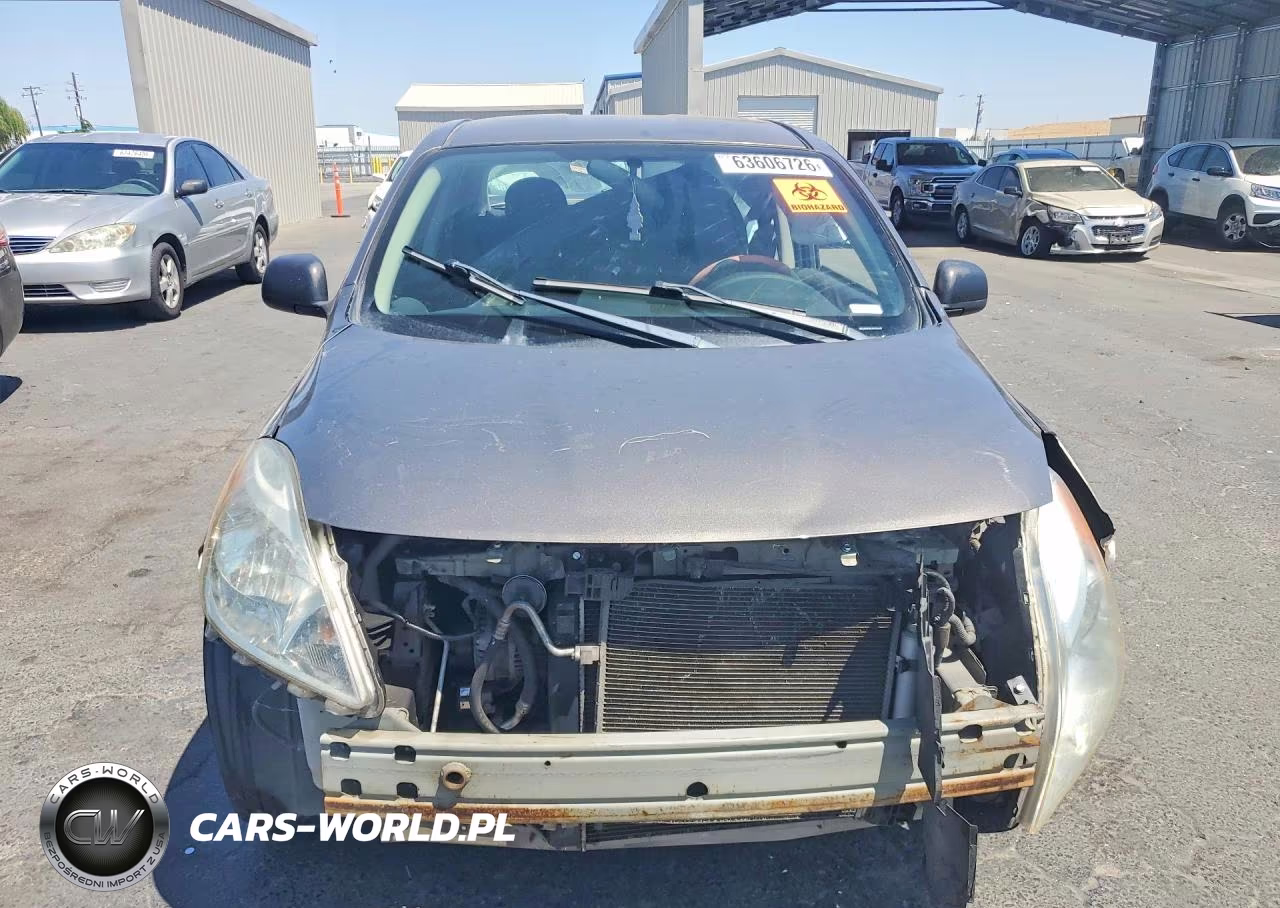 2014 Nissan Versa 1.6 S Plus VIN:3N1CN7AP4EL822400 - 5