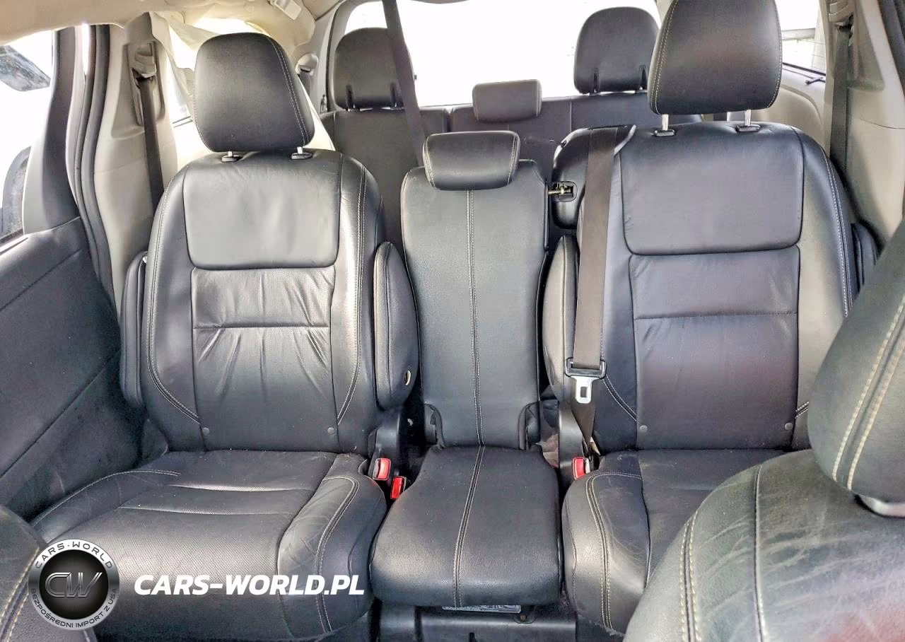 2015 Toyota Sienna Sport VIN:5TDXK3DC1FS621607 - 10