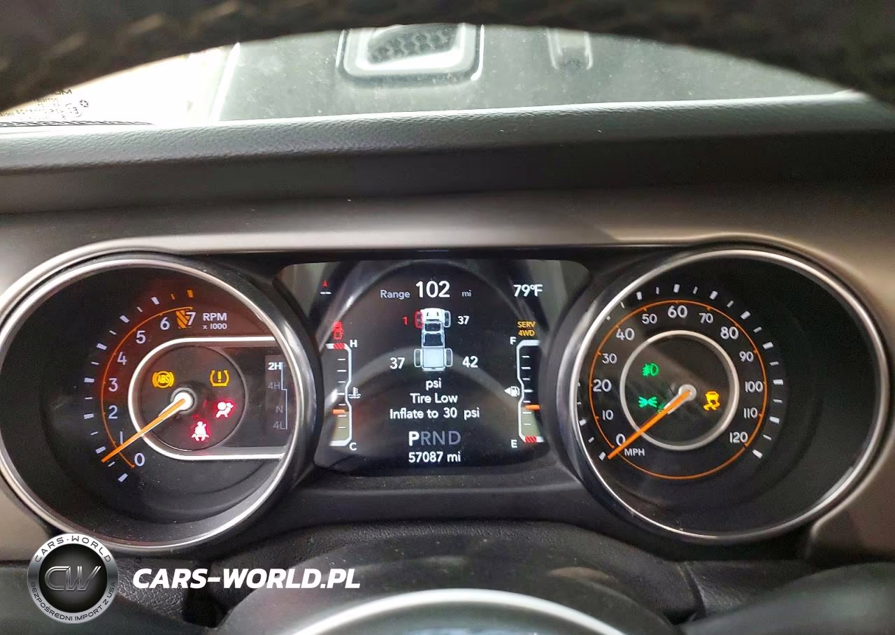 2020 Jeep Gladiator Sport VIN:1C6HJTAG1LL131753 - 9