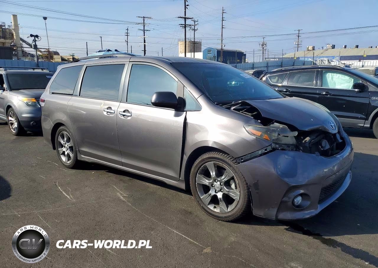 2015 Toyota Sienna Sport VIN:5TDXK3DC3FS655967 - 4