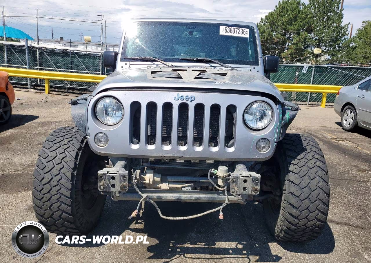 2015 Jeep Wrangler Unlimited Rubicon VIN:1C4BJWFG1FL655076 - 5