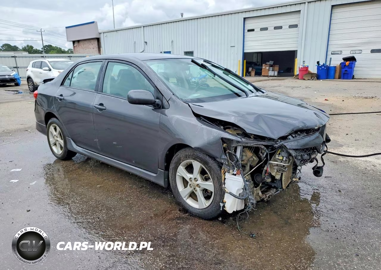 2013 Toyota Corolla S VIN:5YFBU4EE8DP082032 - 4