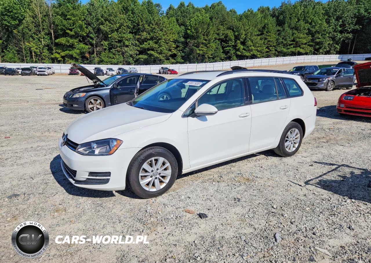 2016 Volkswagen Golf Sportwagen S – zdjęcie 1 z 12