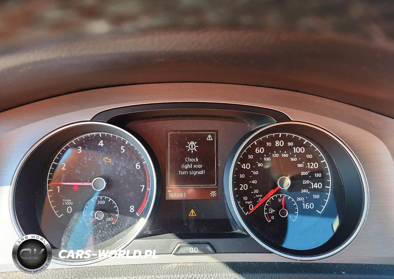 2016 Volkswagen Golf Sportwagen S VIN:3VWC17AU6GM516050 - 9