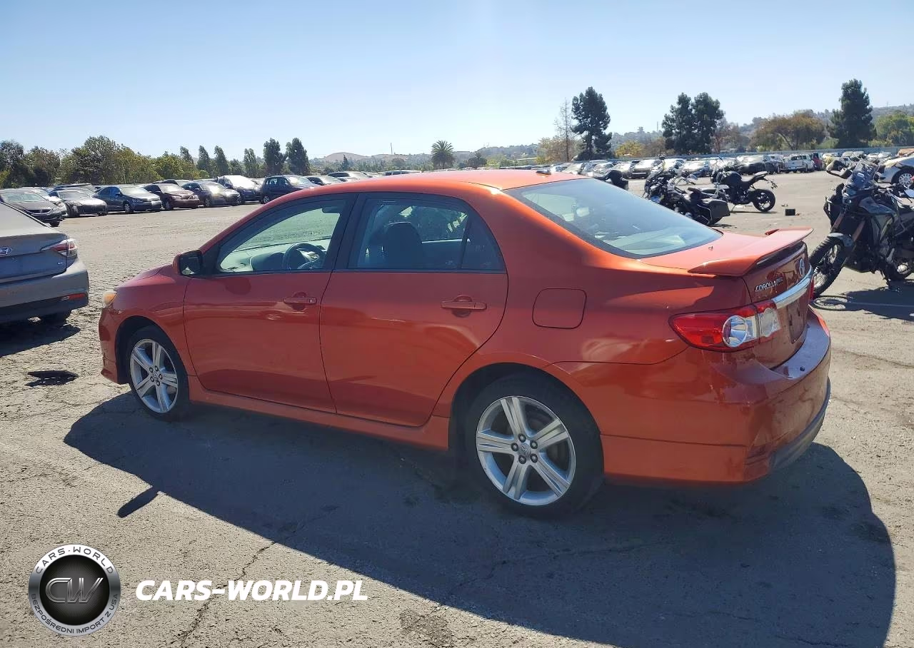 2013 Toyota Corolla S Special Edition VIN:2T1BU4EE8DC095881 - 2