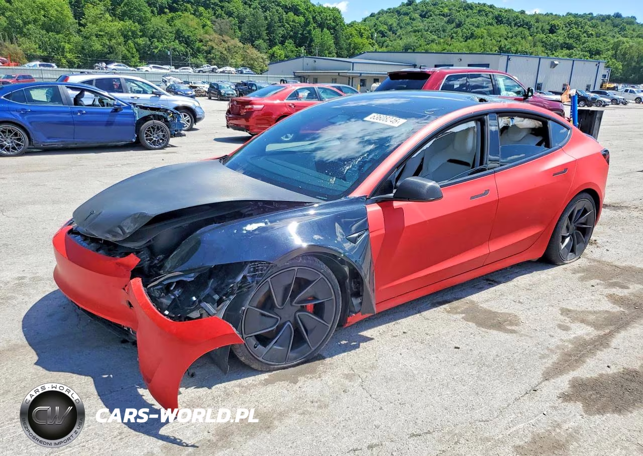 2026 Tesla Model 3 – zdjęcie 1 z 13