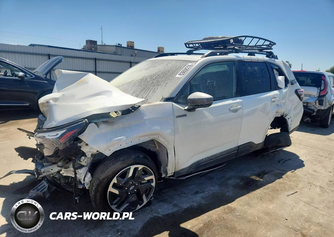 2025 Subaru Forester Premium