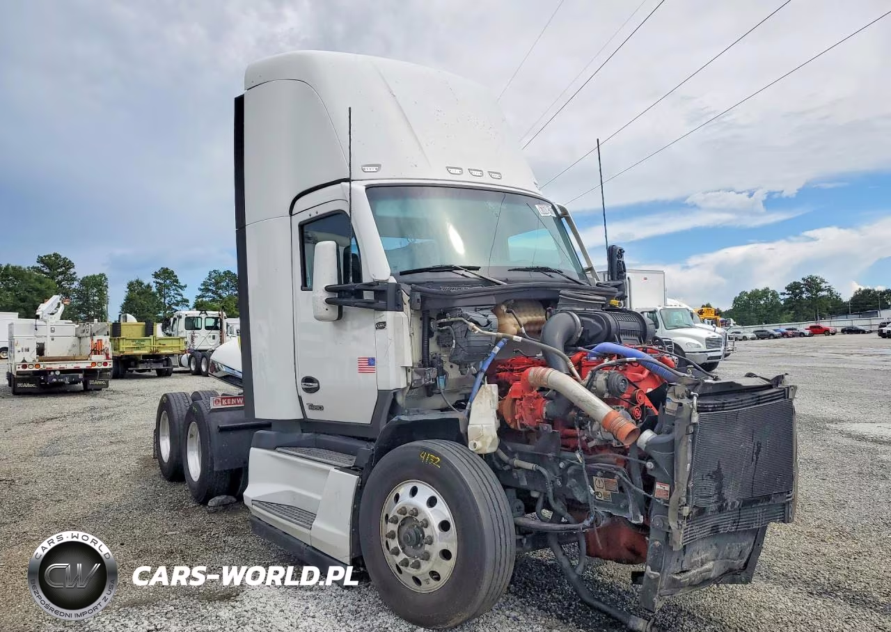 2025 Kenworth T680 Semi Truck VIN:1XKYD49X5SJ144398 - 4