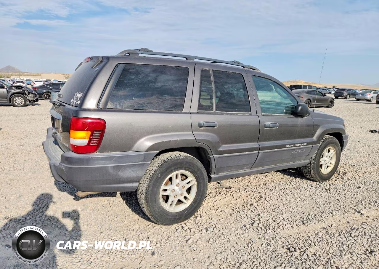 2004 Jeep Grand Cherokee Laredo VIN:1J4GW48N04C370562 - 3