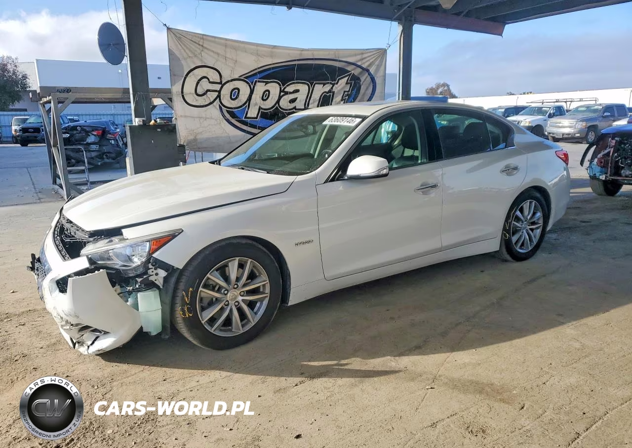 2015 Infiniti Q50 Hybrid Premium
