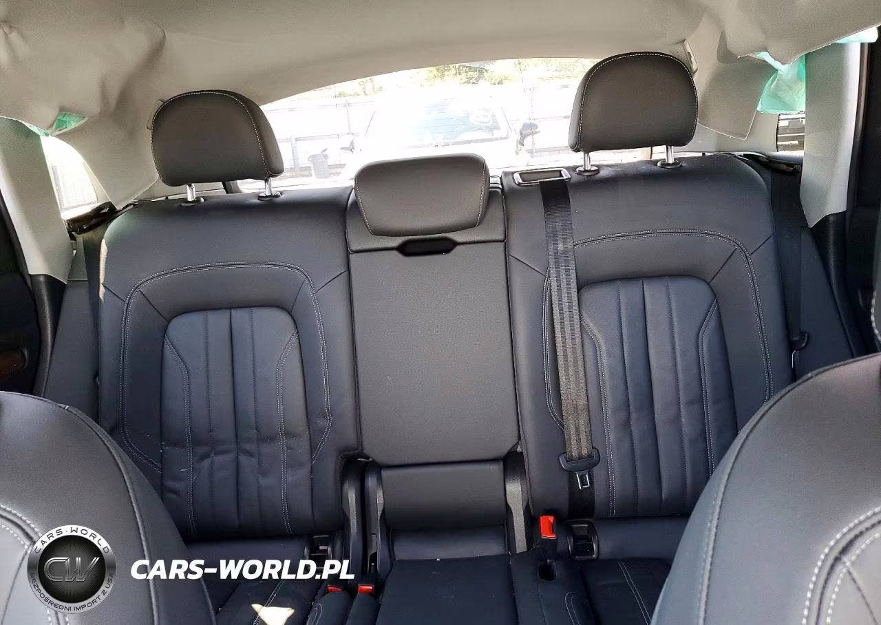 2022 Audi Q5 Premium 45 VIN:WA1GAAFYXN2094098 - 10