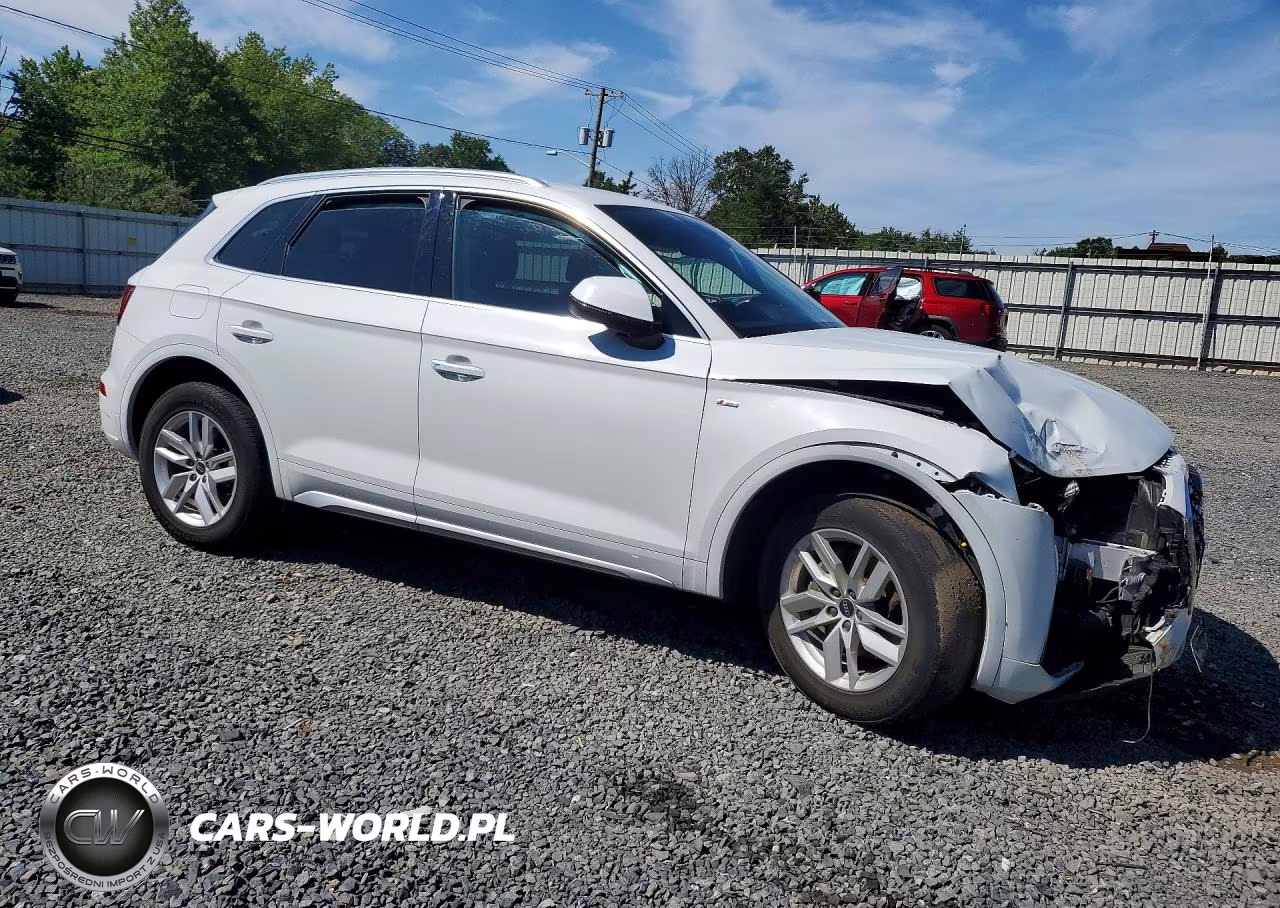2022 Audi Q5 Premium 45 VIN:WA1GAAFYXN2094098 - 4