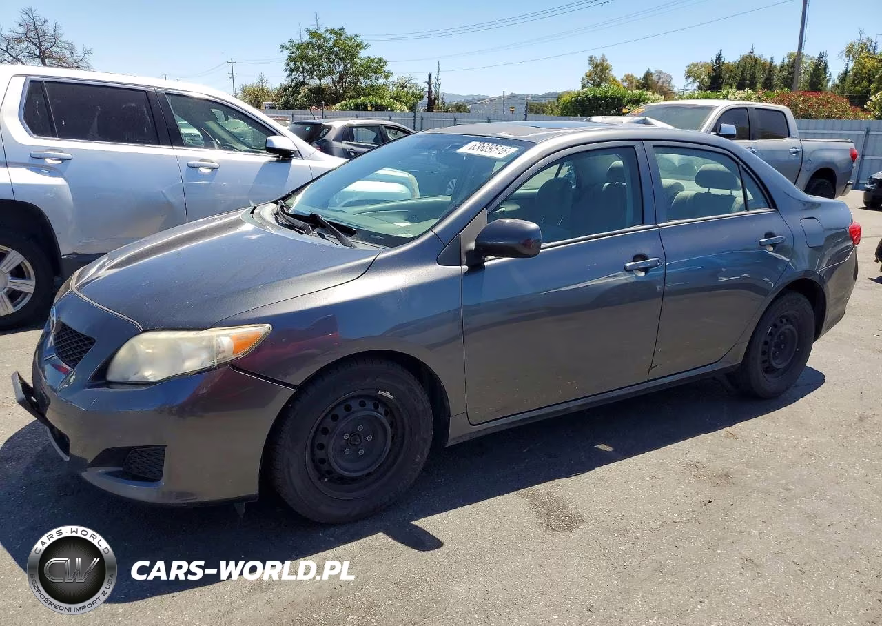 2010 Toyota Corolla Le – zdjęcie 1 z 12