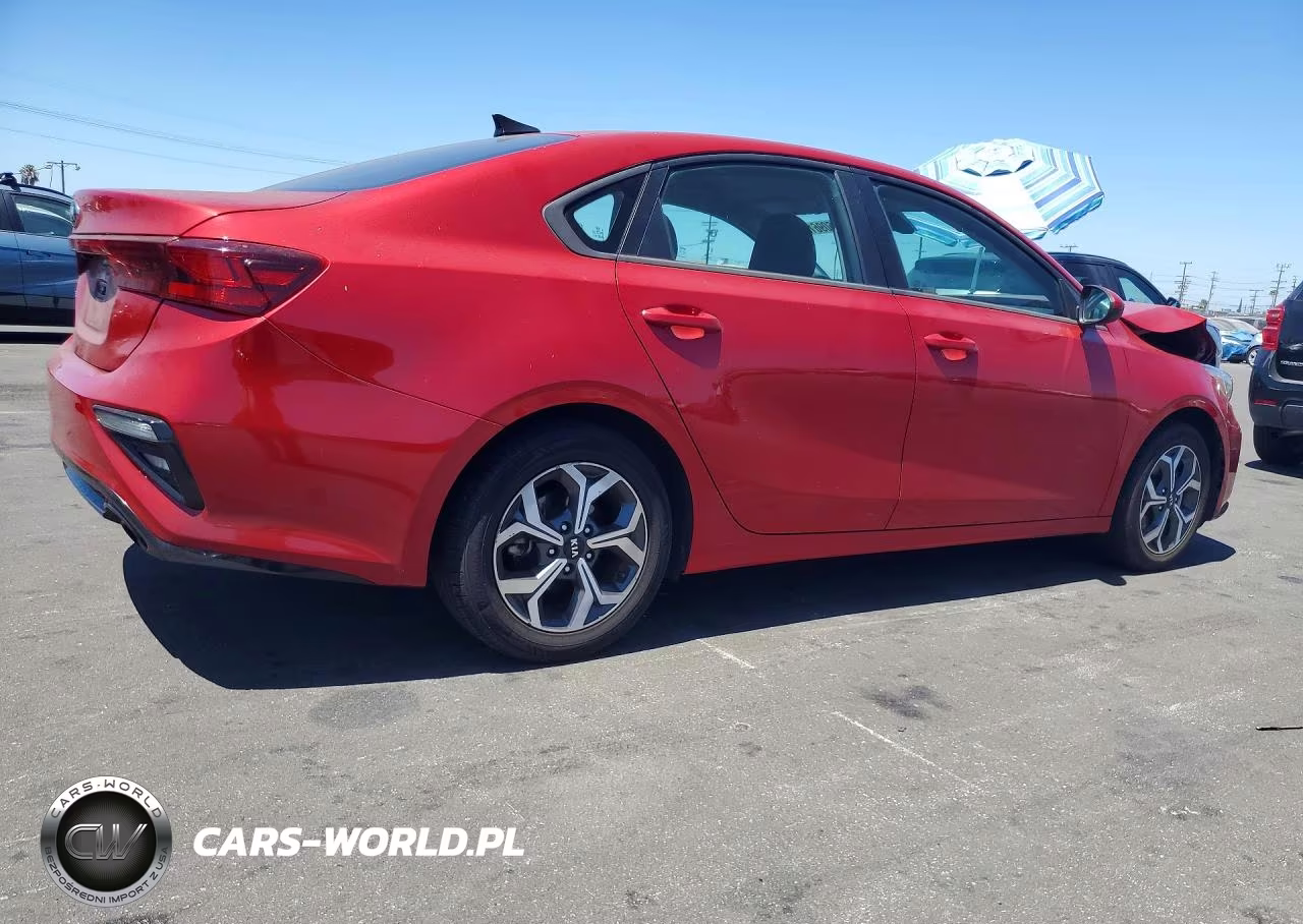 2021 Kia Forte Lxs VIN:3KPF24AD8ME364404 - 3