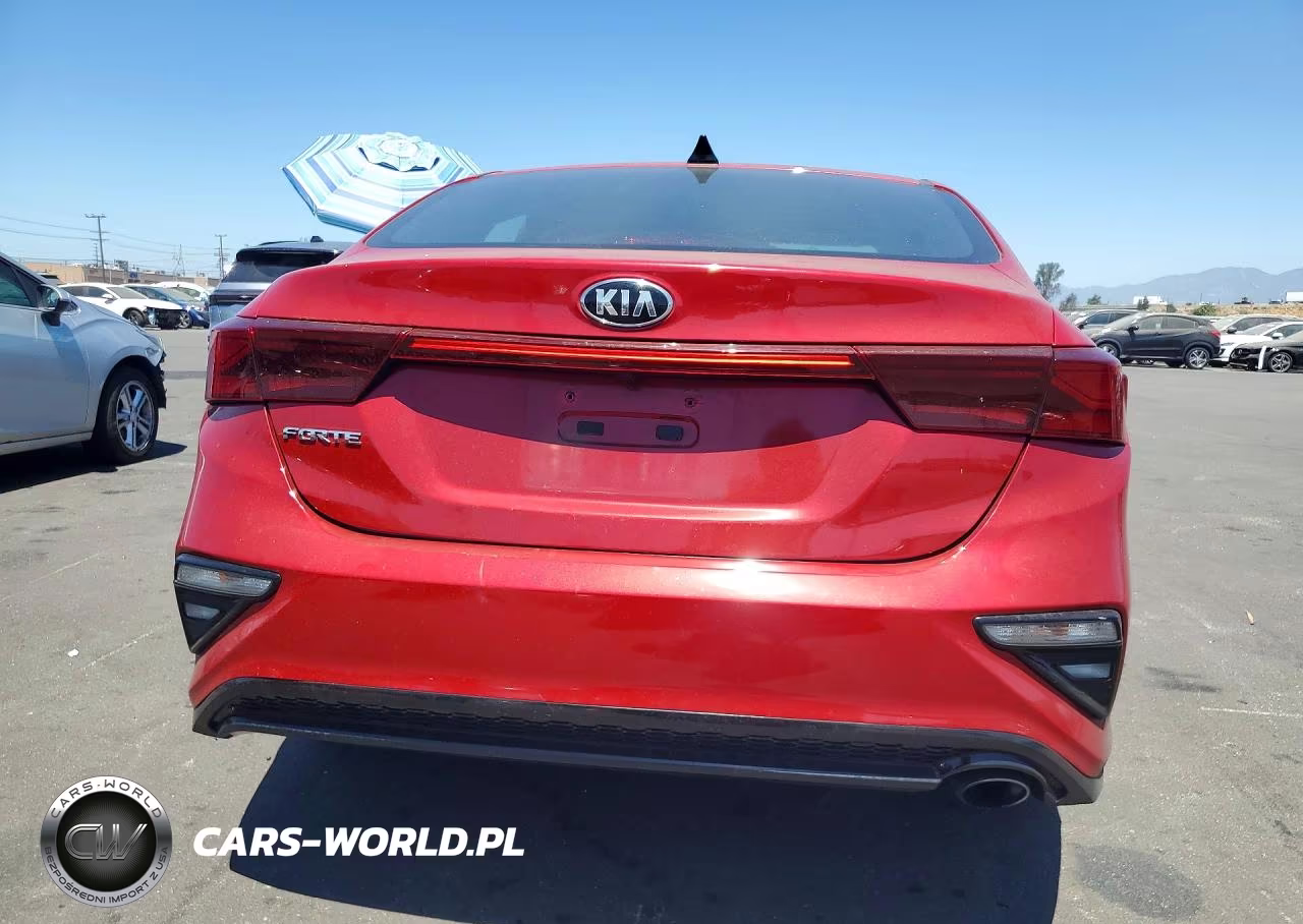 2021 Kia Forte Lxs VIN:3KPF24AD8ME364404 - 6