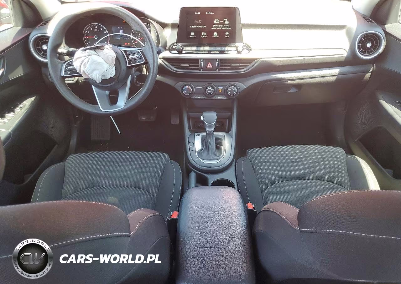 2021 Kia Forte Lxs VIN:3KPF24AD8ME364404 - 8