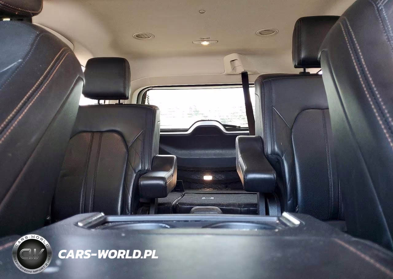 2018 Ford Expedition Platinum VIN:1FMJU1LT3JEA32123 - 10