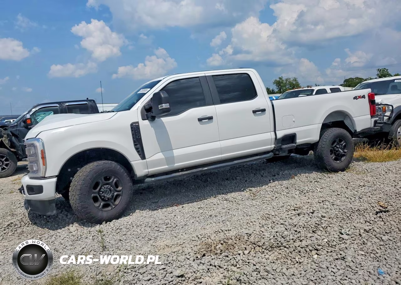 2023 Ford F250 Super Duty VIN:1FT8W2BN6PEC55626 - 1
