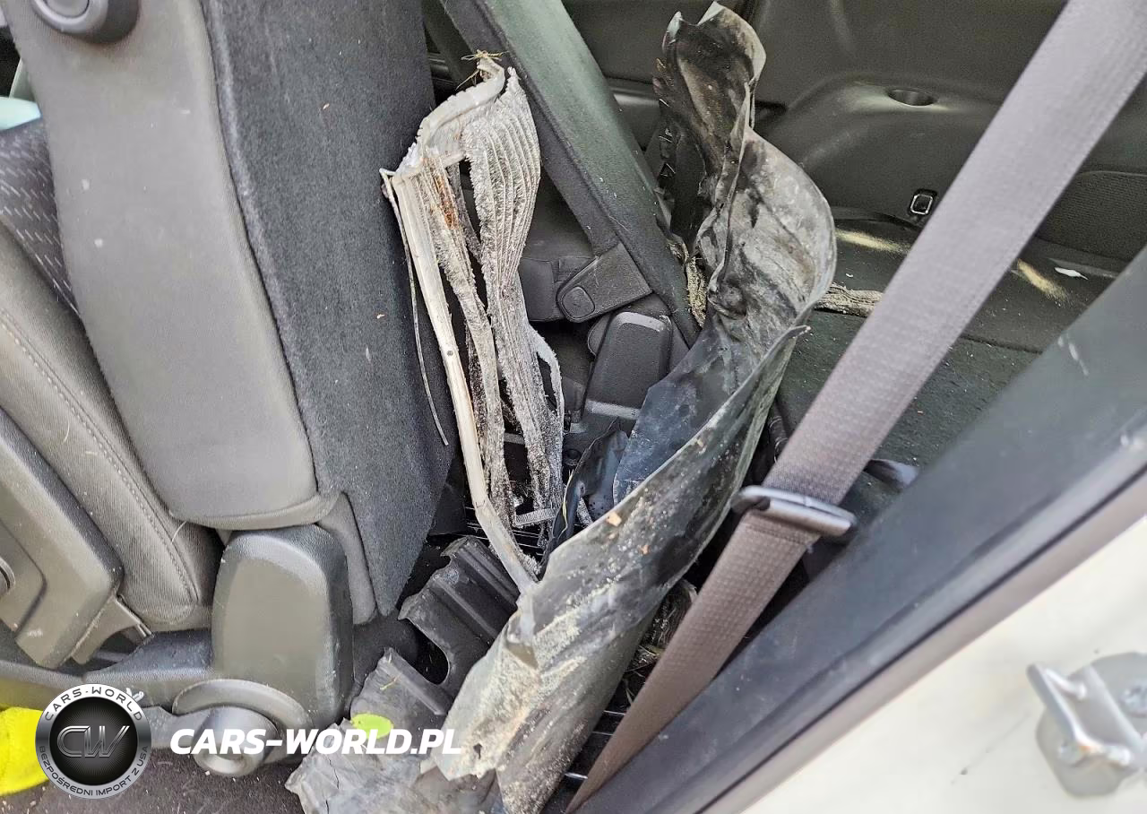 2018 Dodge Journey Se VIN:3C4PDCABXJT524927 - 13