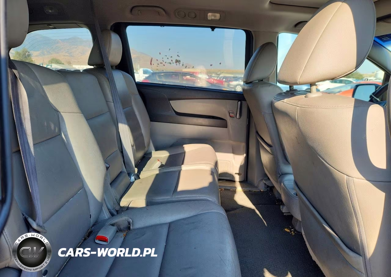 2012 Honda Odyssey Touring VIN:5FNRL5H99CB122778 - 11