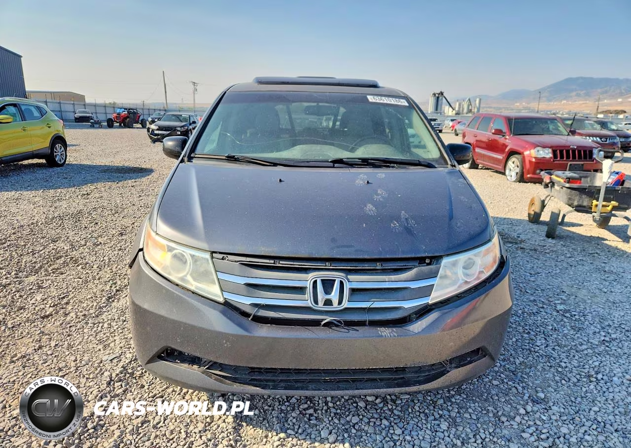 2012 Honda Odyssey Touring VIN:5FNRL5H99CB122778 - 5