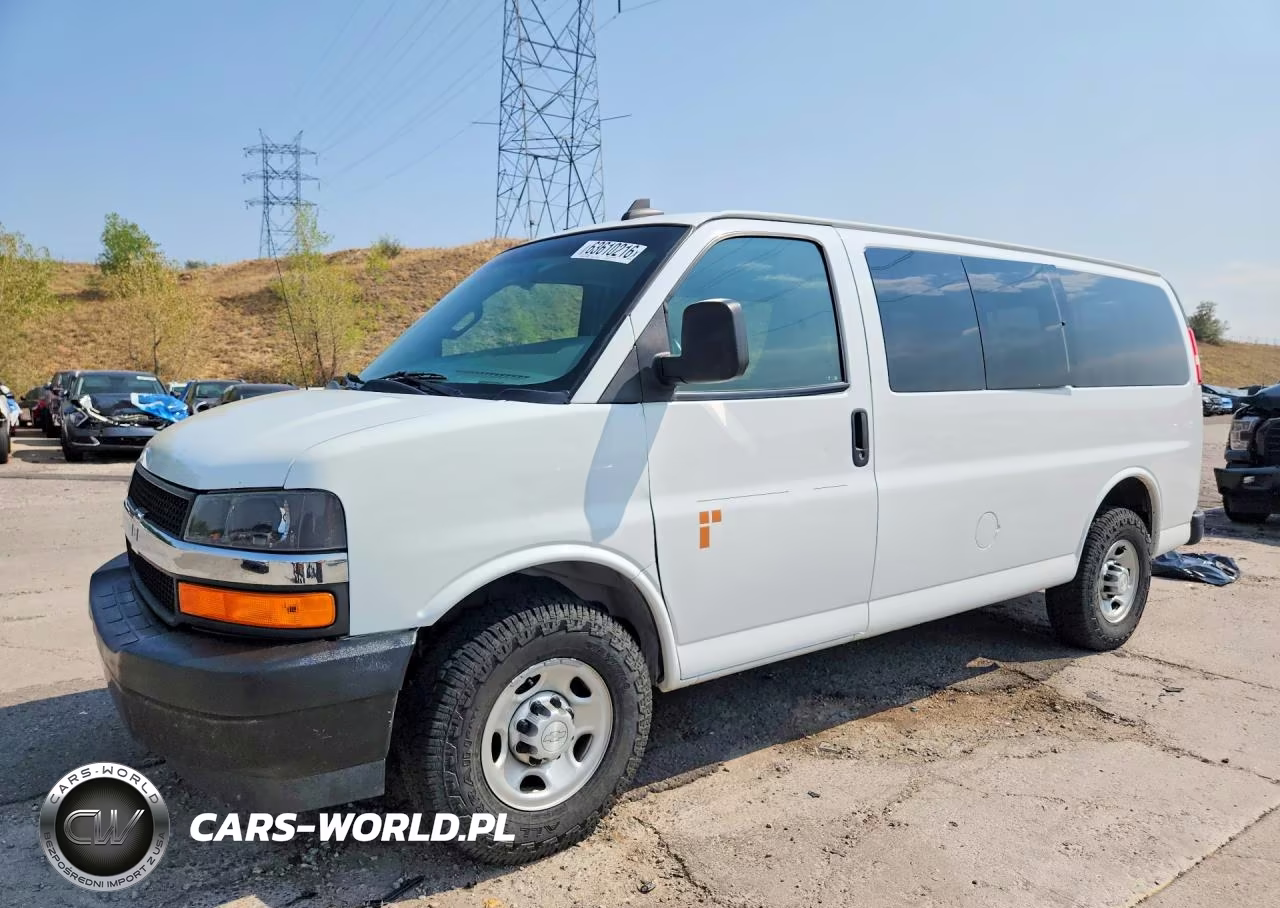 2018 Chevrolet Express G2500 Ls