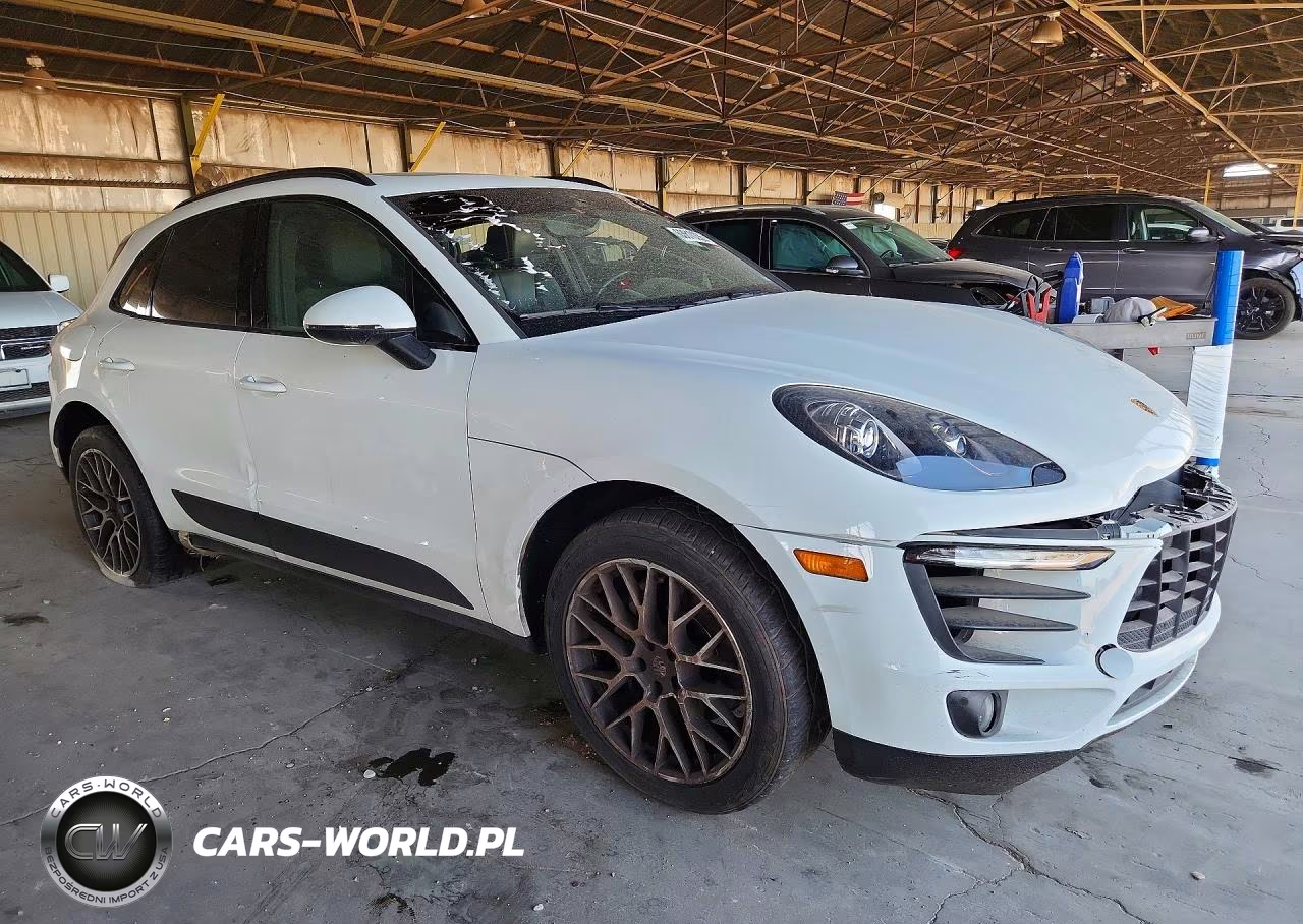 2018 Porsche Macan S VIN:WP1AB2A53JLB30731 - 4
