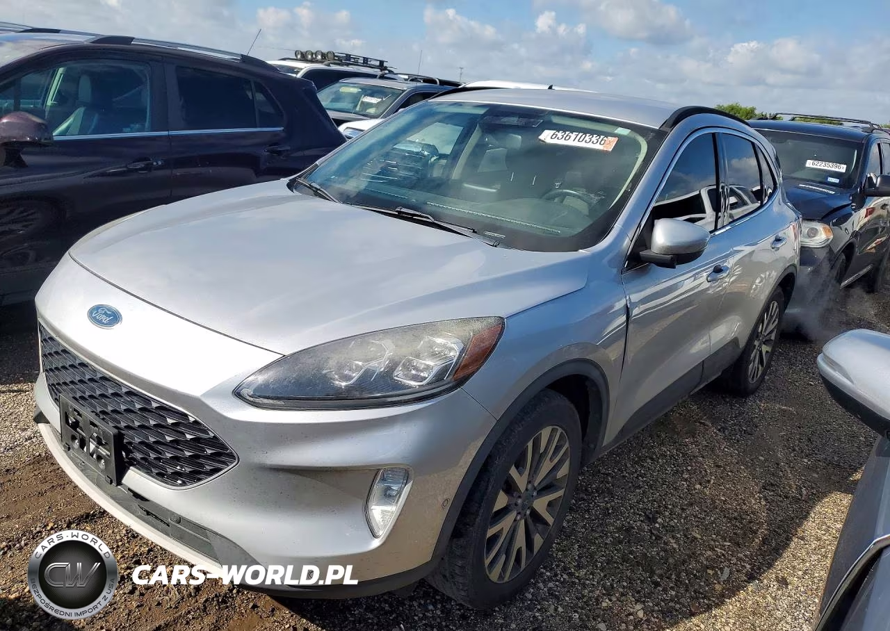 2020 Ford Escape Titanium – zdjęcie 1 z 12