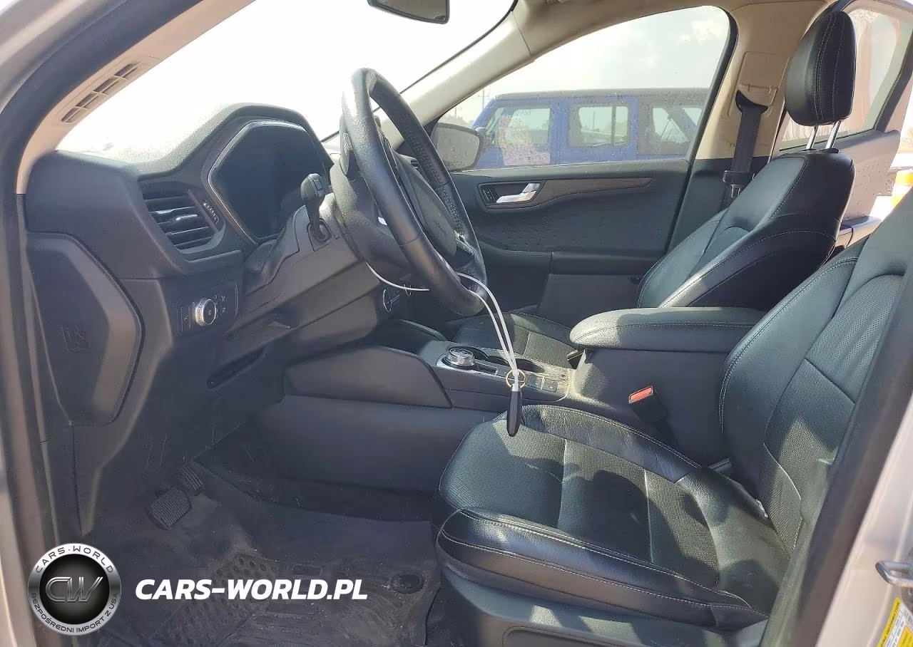 2020 Ford Escape Titanium VIN:1FMCU9J94LUB25014 - 7