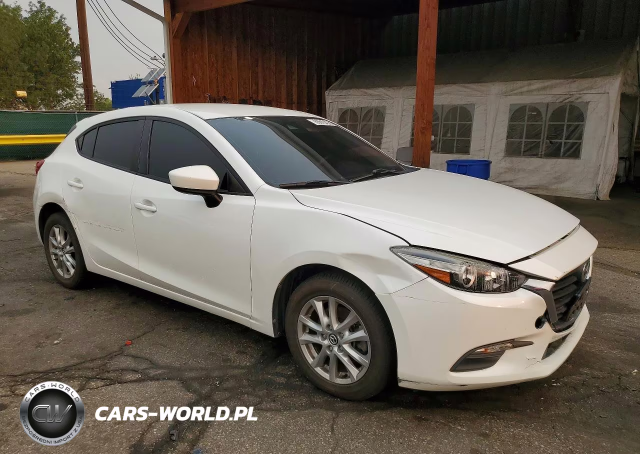 2018 Mazda 3 Sport VIN:3MZBN1K78JM190569 - 4