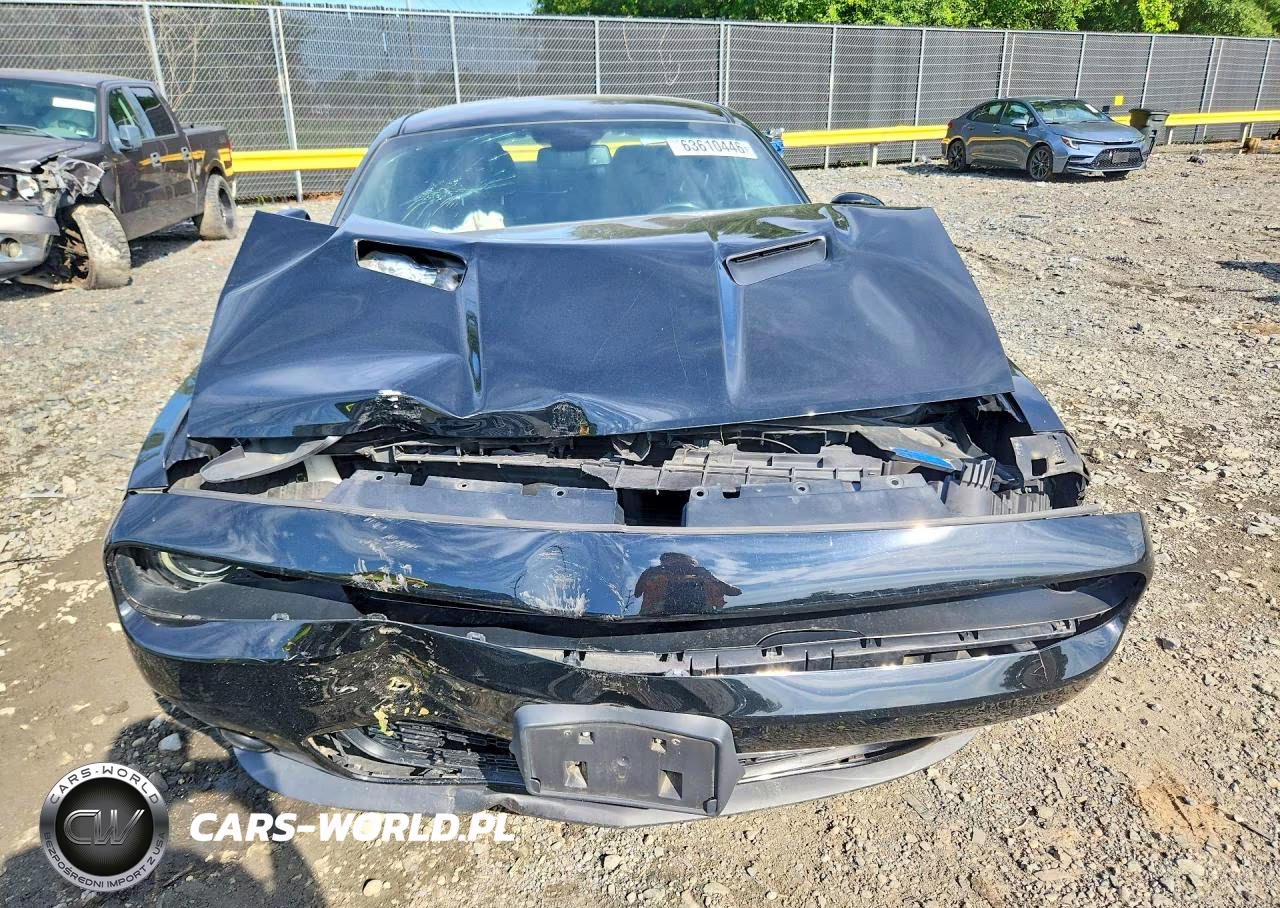 2023 Dodge Challenger Sxt VIN:2C3CDZAG3PH686160 - 5