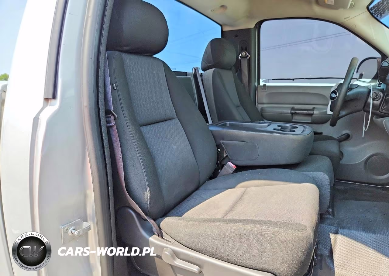 2013 Chevrolet Silverado C1500 VIN:1GCNCPEXXDZ413105 - 10