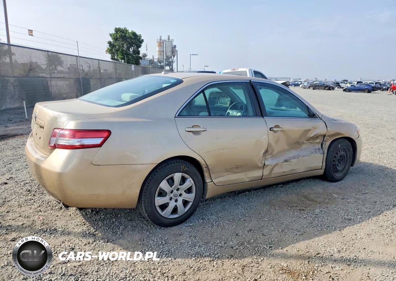 2010 Toyota Camry Base VIN:4T1BF3EK9AU532825 - 3
