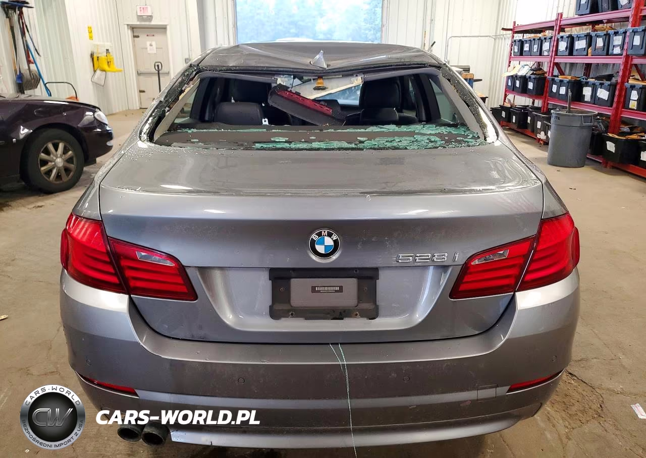 2012 BMW 528 Xi VIN:WBAXH5C57CDW04568 - 6