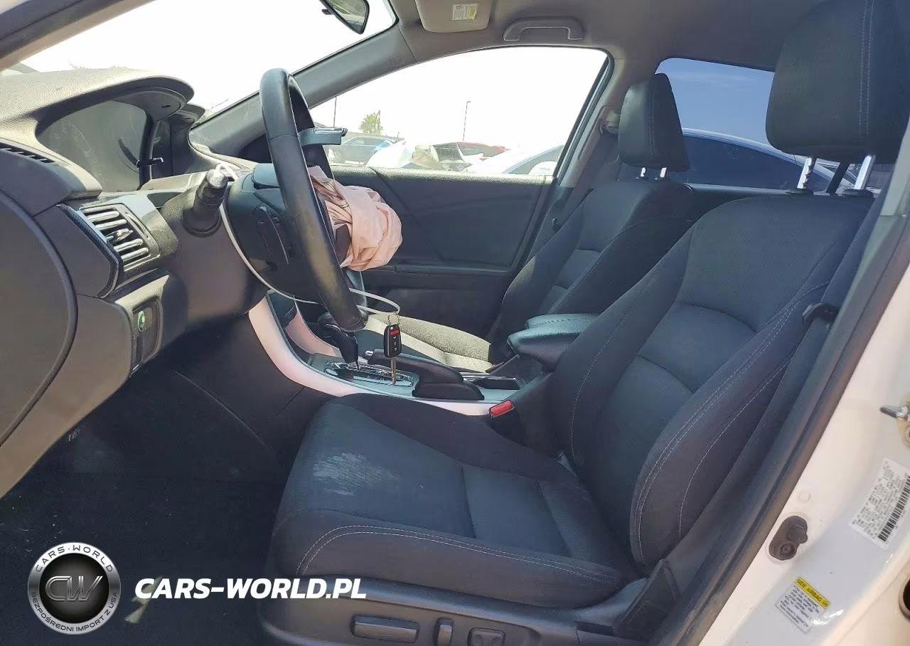 2015 Honda Accord Sport VIN:1HGCR2F54FA200370 - 7