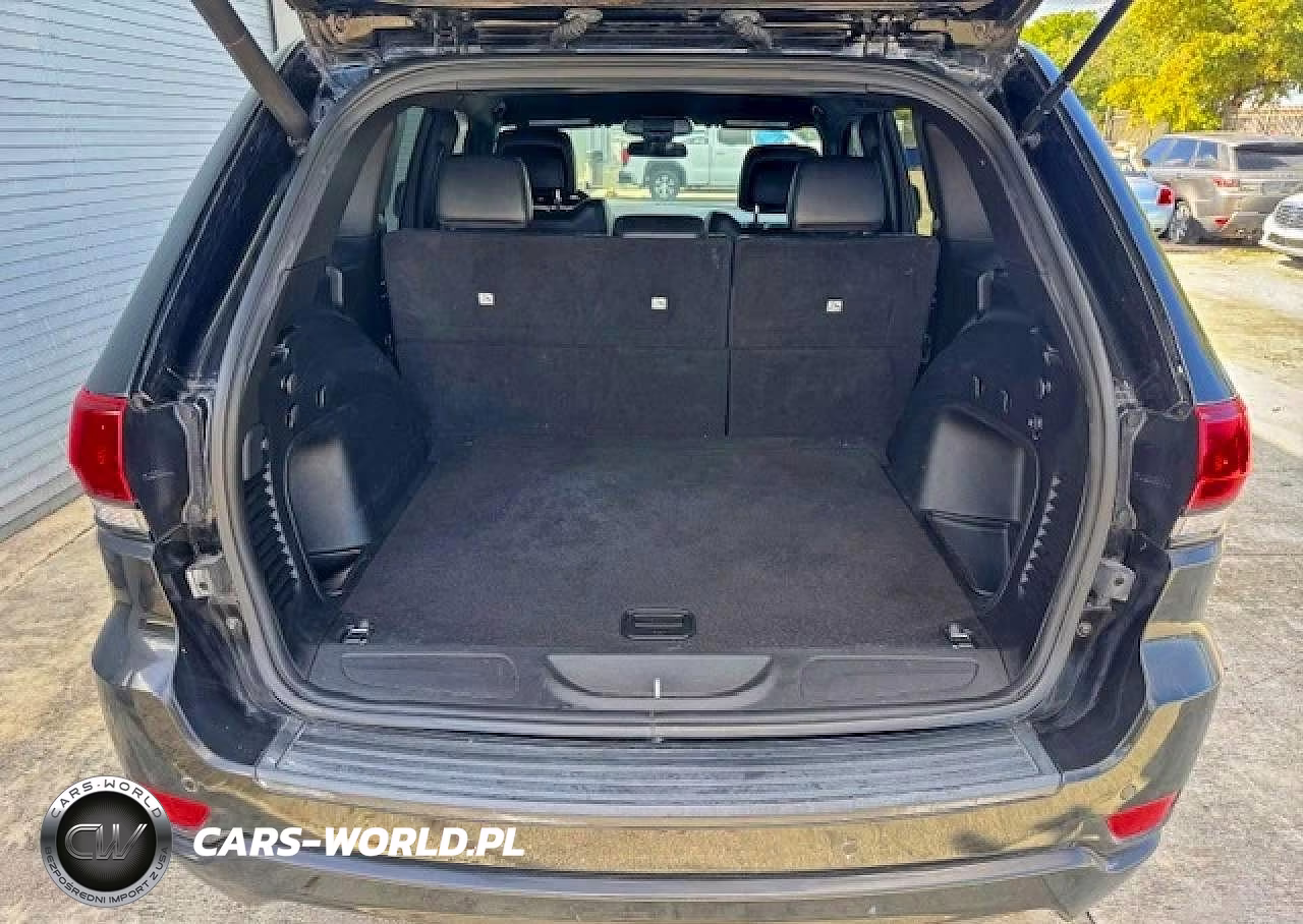 2021 Jeep Grand Cherokee Laredo VIN:1C4RJEAGXMC657311 - 6