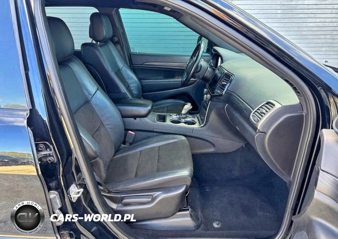 2021 Jeep Grand Cherokee Laredo VIN:1C4RJEAGXMC657311 - 7