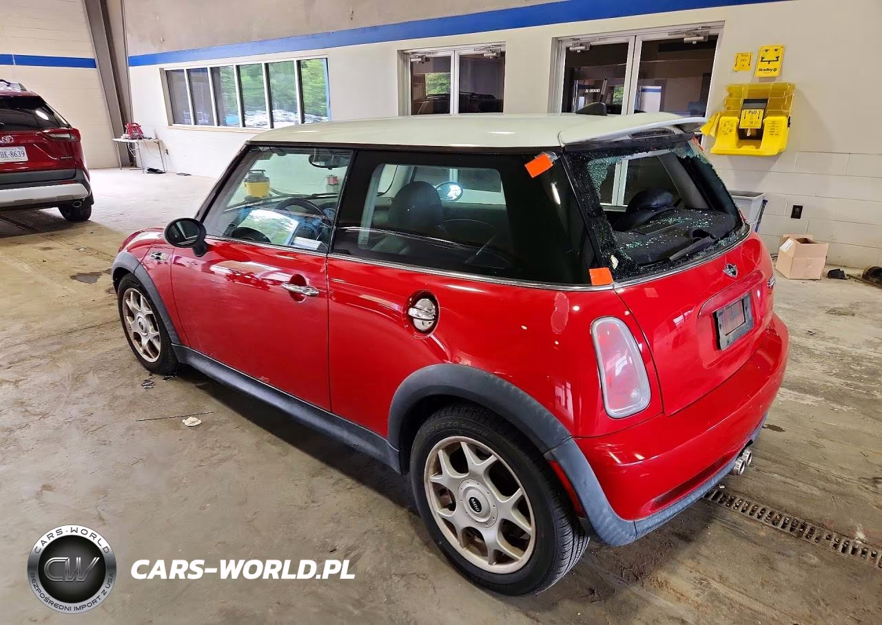 2005 Mini Cooper S VIN:WMWRE33545TL15422 - 2